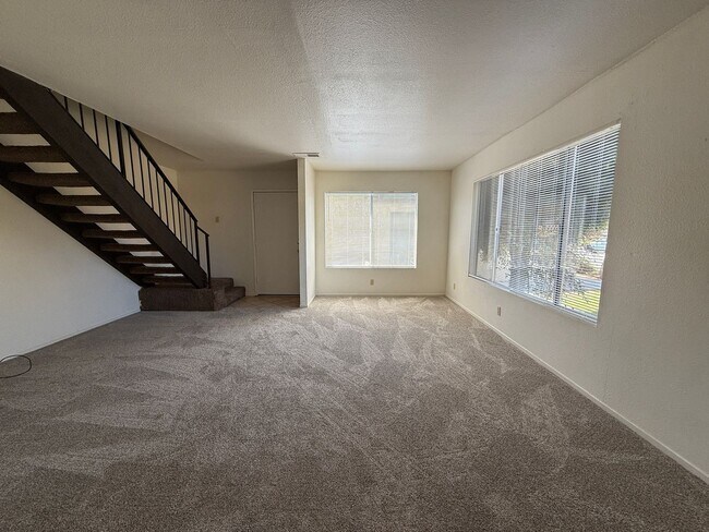 Building Photo - Large Two Story Condo with Two Car Detache...