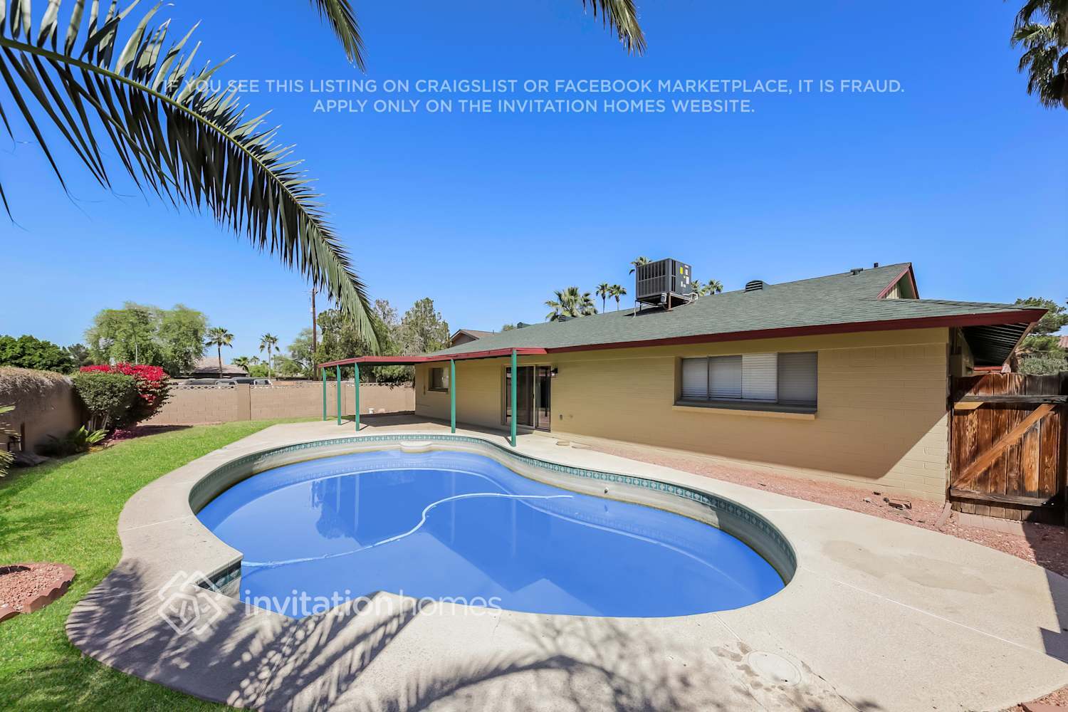 Building Photo - 5043 W Frier Dr
