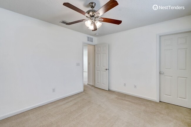 Building Photo - Five Bedrooms in Yulee's TCP!