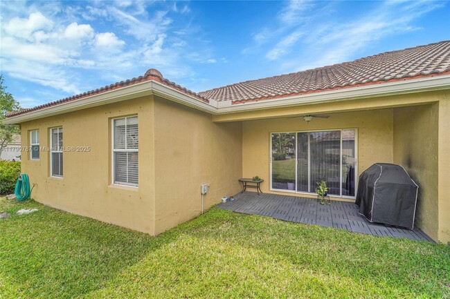 Building Photo - 1552 Zenith Way