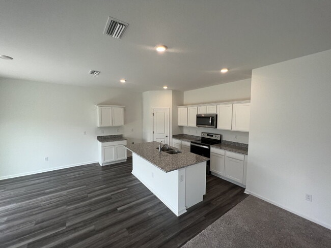 Building Photo - 35522 Shade Fern Ln