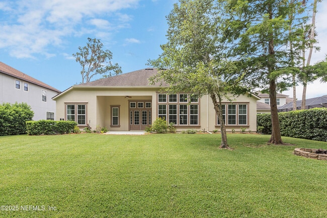 Building Photo - 128 Payasada Oaks Trail