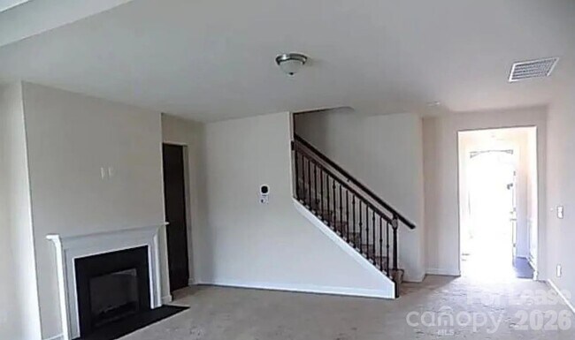 Building Photo - 5633 Garrow Glen Rd