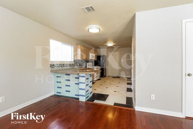 Building Photo - 13227 Gatton Park Dr