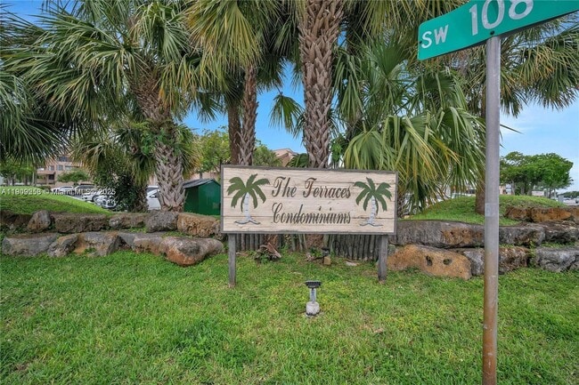 Building Photo - 10700 SW 108th Ave