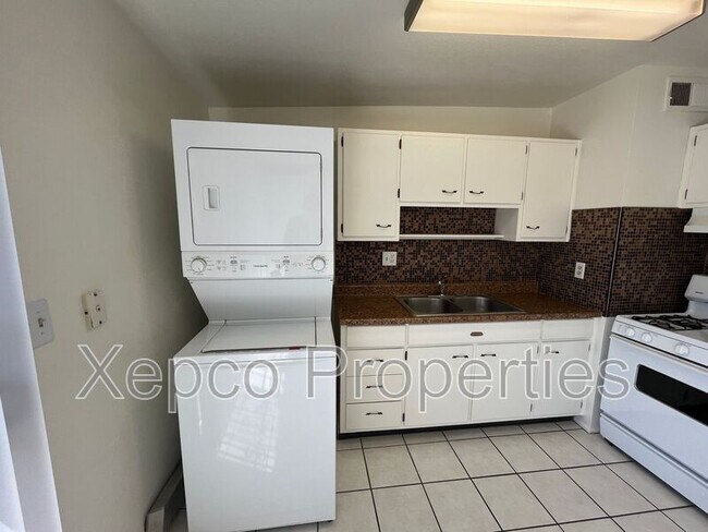 Building Photo - 66300 Hacienda Ave