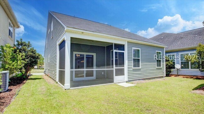 Building Photo - 179 Garden Row Dr N