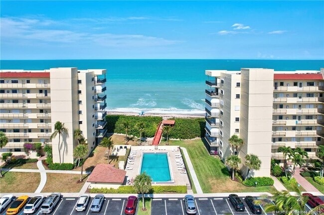 Building Photo - 7440 S Ocean Dr