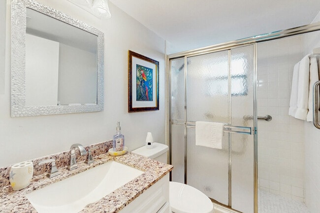 Building Photo - 26300 Hickory Blvd