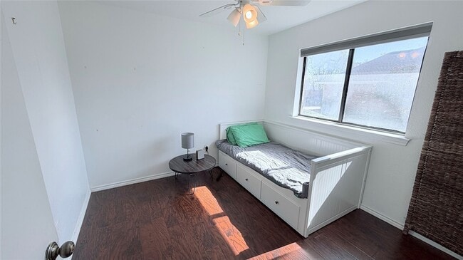 Building Photo - 3120 Osceola Dr