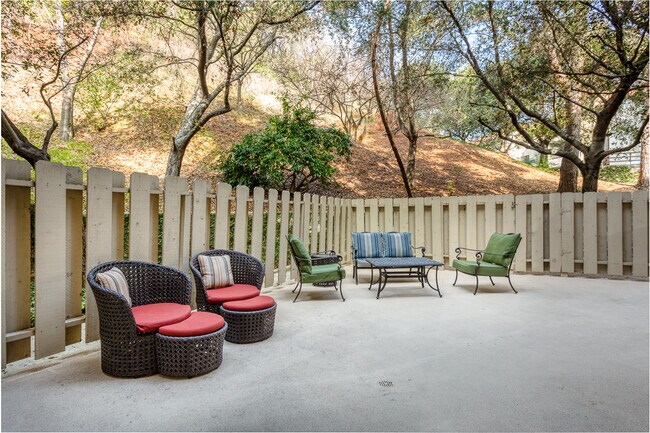 Building Photo - 4201 Via Marisol Via