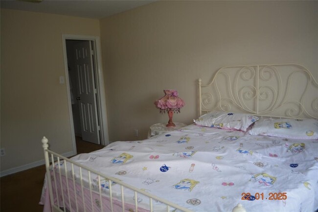 Building Photo - 8307 Red Rooster Ln