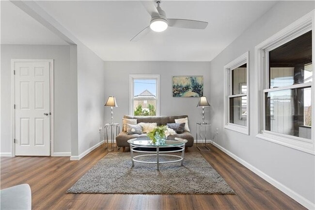 Building Photo - Spacious 4-Bedroom Home with Modern Updates & Private Driveway