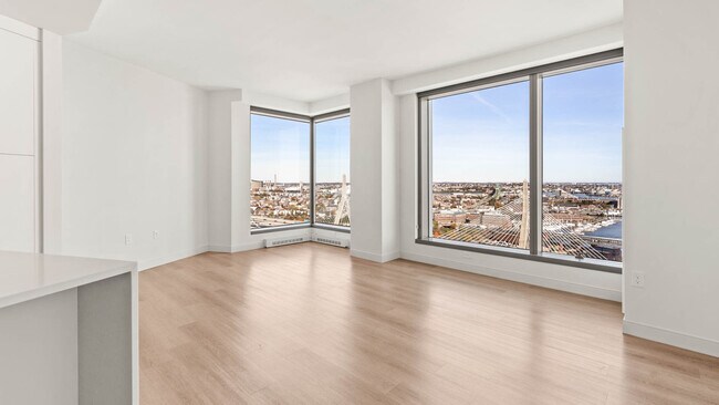 Building Photo - 35 Lomasney Wy