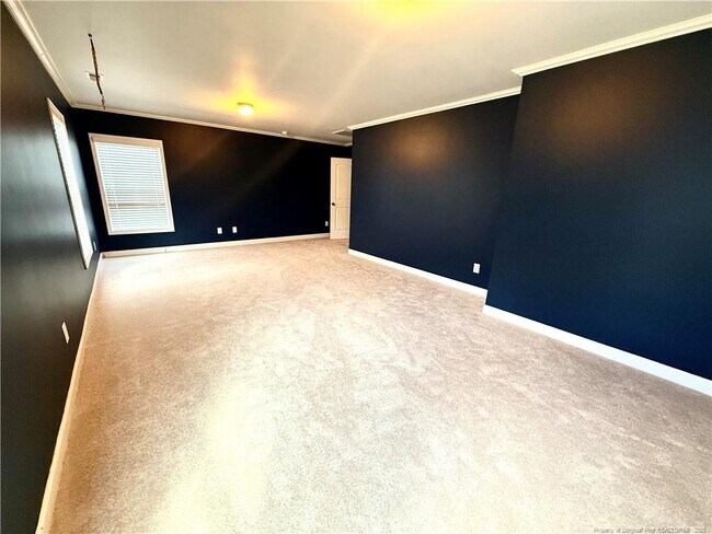 Building Photo - 220 Shepard Dr