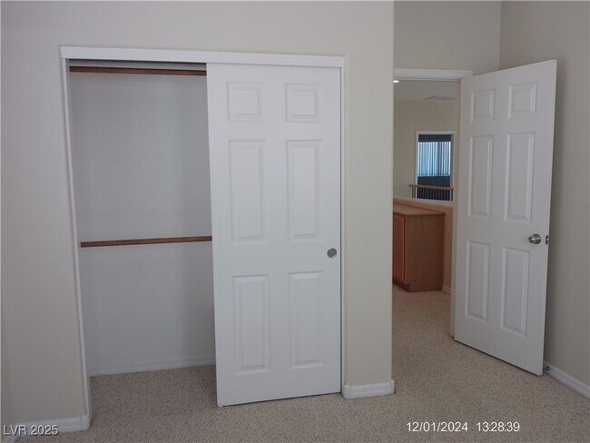 Building Photo - 6528 Birdcall St