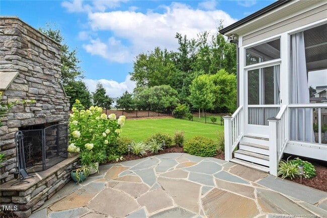 Building Photo - 2098 Amalfi Pl