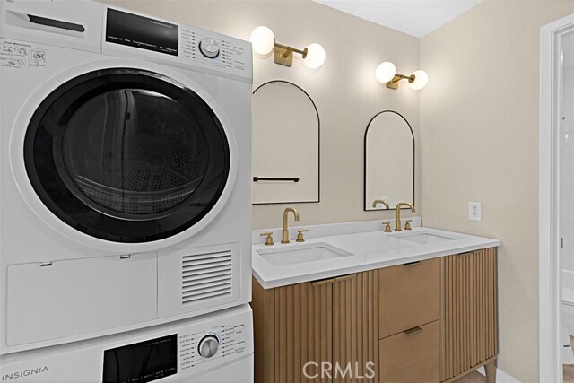 Building Photo - 6679 Linda Vista Rd