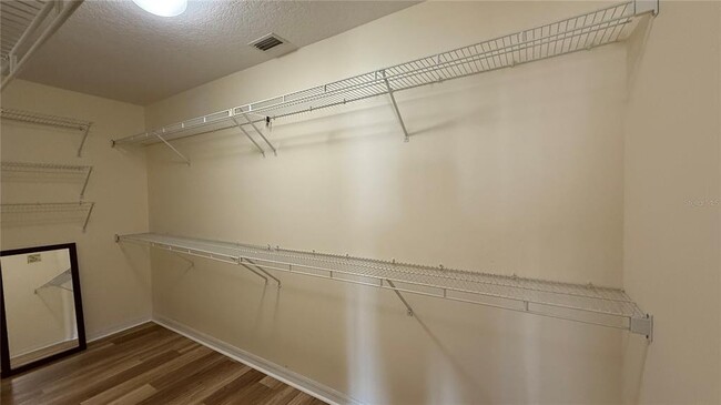 Building Photo - 137 Ridge View Dr