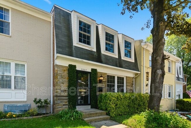 Building Photo - 3327 Webley Ct