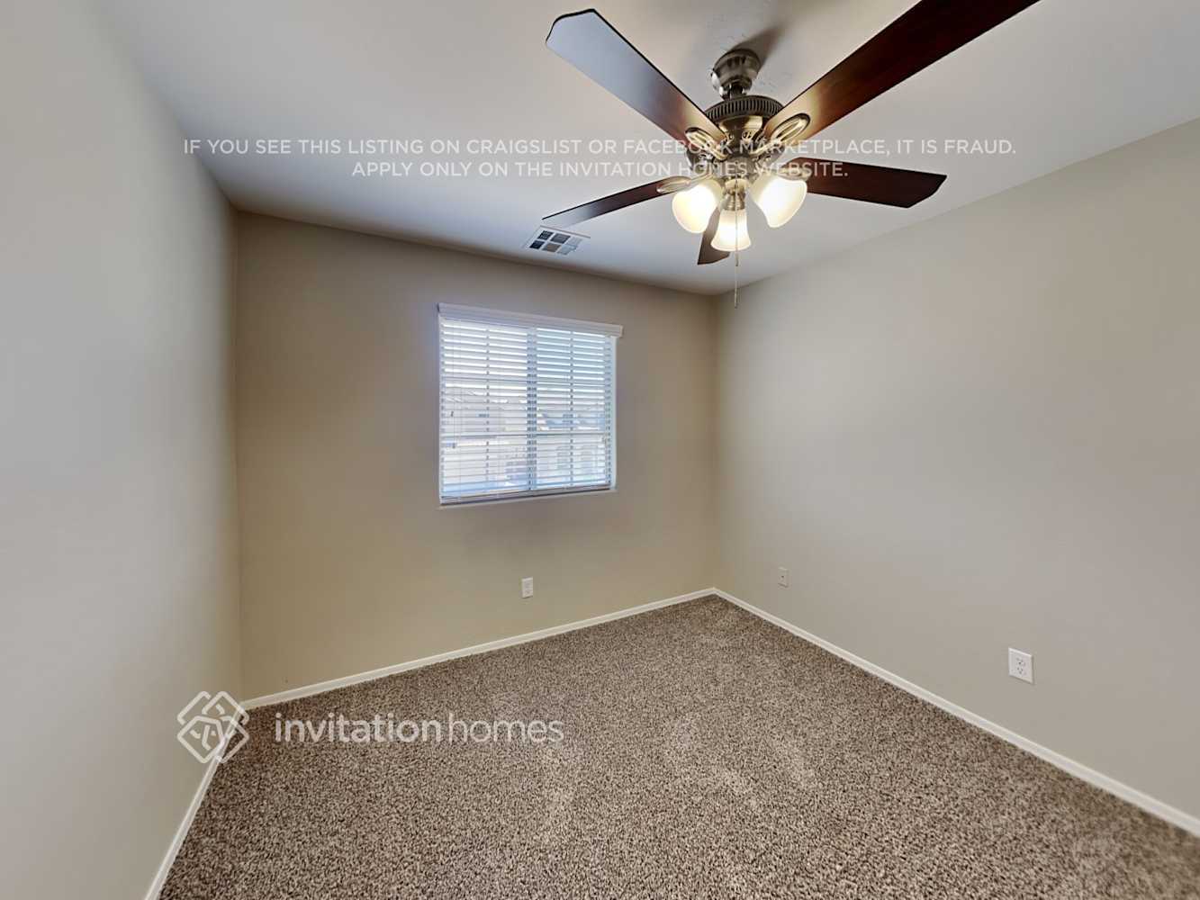 Building Photo - 17412 W Mandalay Ln