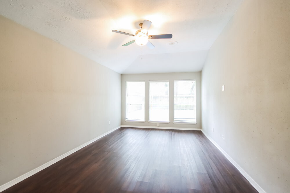 Building Photo - 5207 Village Springs Dr