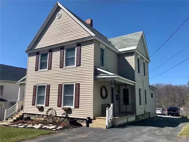 Primary Photo - 75 Lansing St