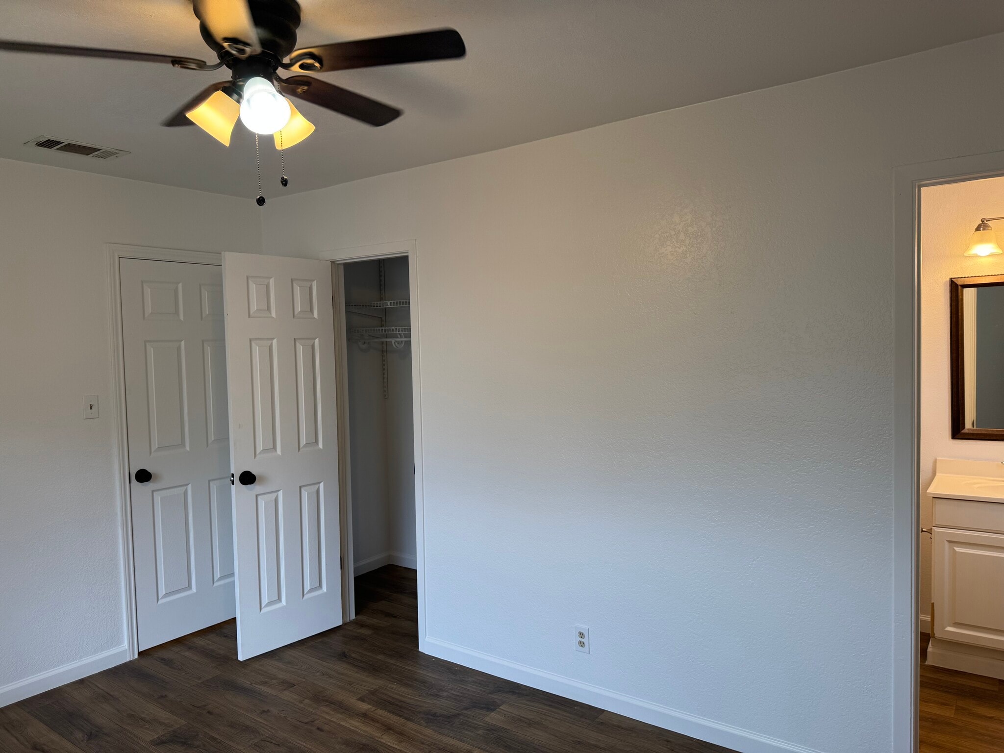 Building Photo - 1749 Horseshoe Cir