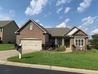 Building Photo - 205 Silver Hawk Dr
