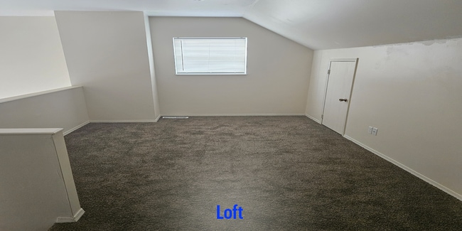 Building Photo - 115 Longacre Dr