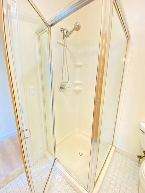 large glass shower - 308 Main St