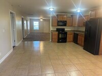 Building Photo - 6 Hudson Hollow Road