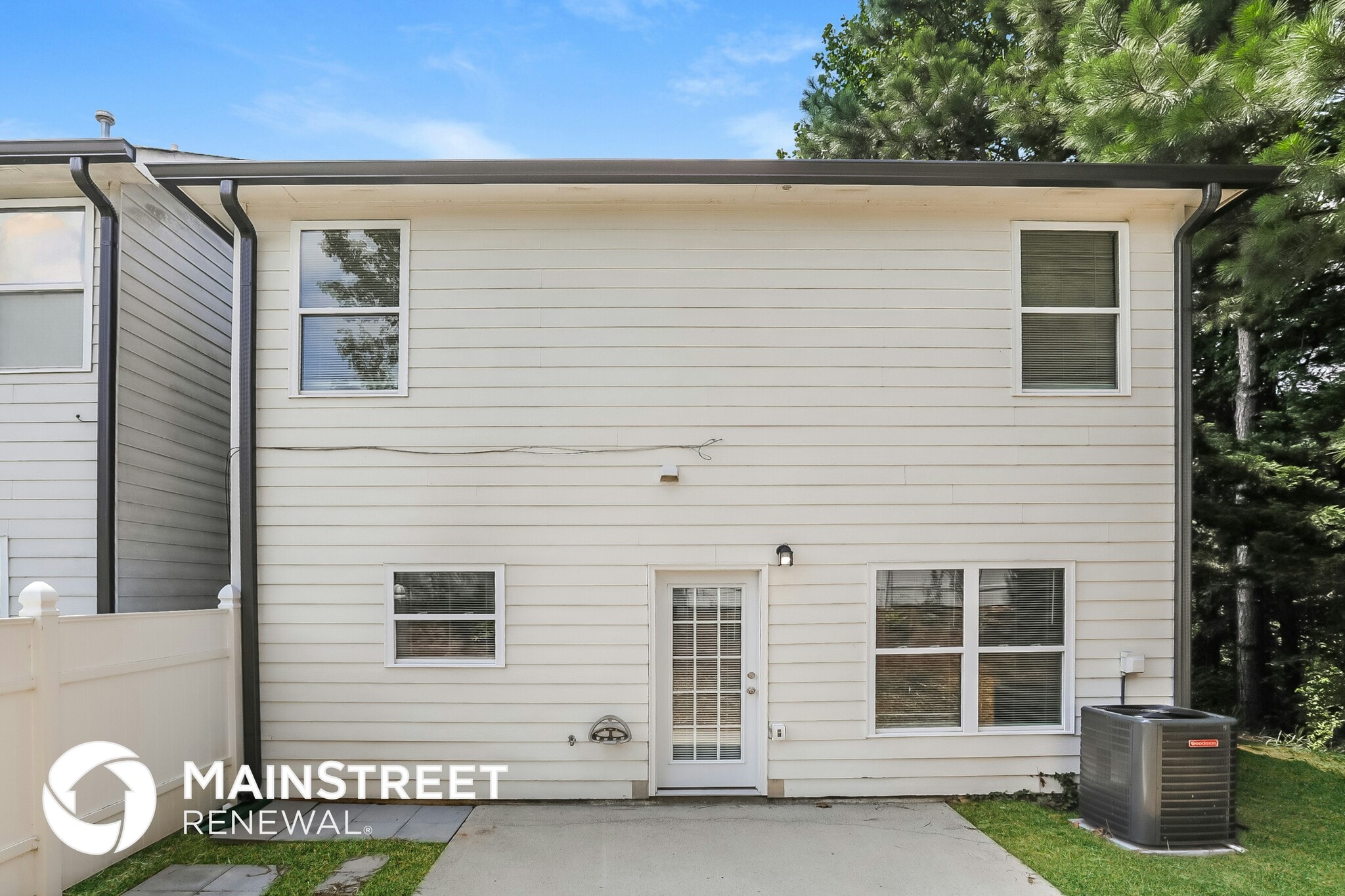 Building Photo - 4830 Tangerine Cir