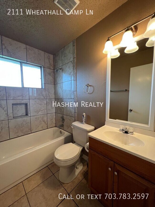 Building Photo - 2111 Wheathall Camp Ln