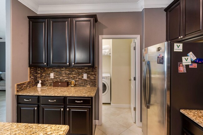 Building Photo - 13156 Green Violet Dr
