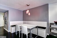 Building Photo - 1015 33rd St NW