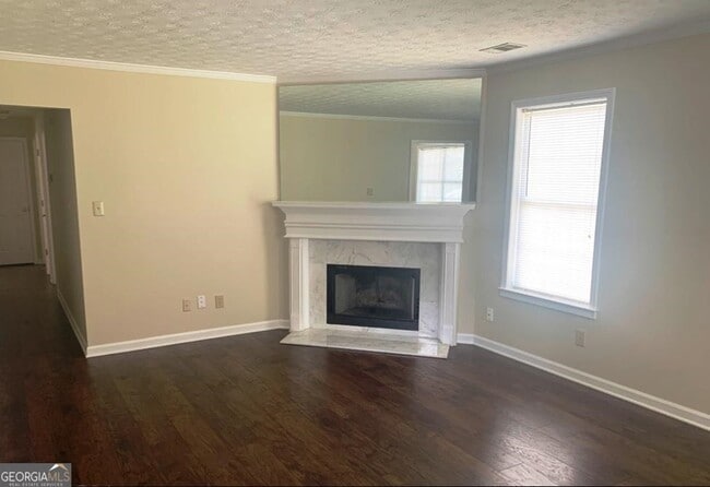 Building Photo - 788 Riverview Ln