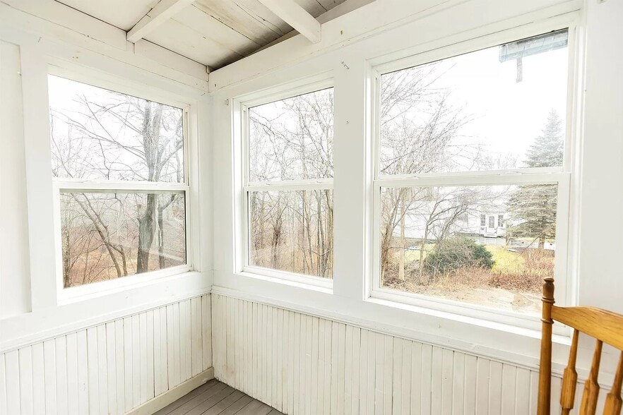 Building Photo - 40 Wilford St