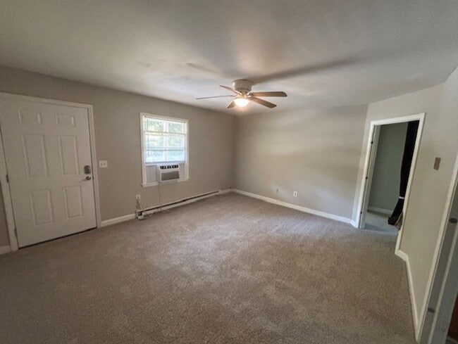 Building Photo - 1529 Old Central Rd