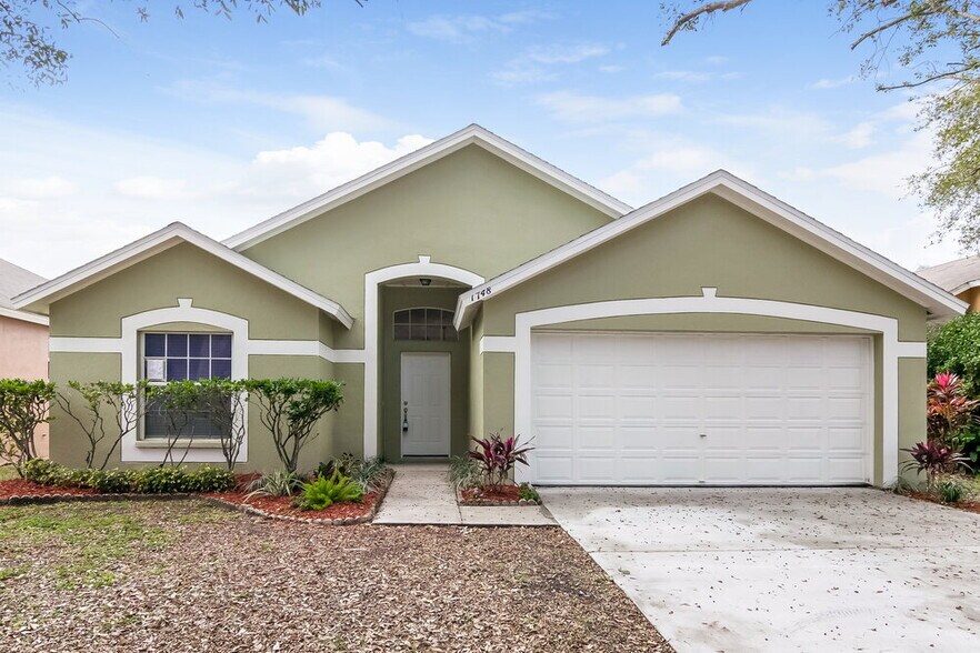 Primary Photo - 1748 Kirtley Dr