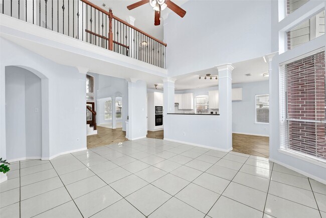 Building Photo - 6103 Sebastian Hill Dr