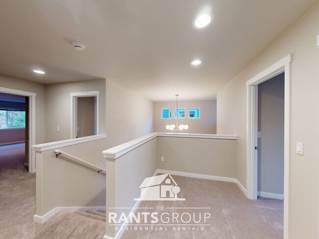 Building Photo - Beautiful New Home in Bradbury Subdivision! Easy I5 Access!