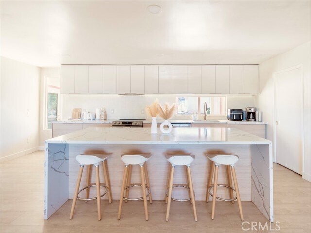Building Photo - 70410 Cottonwood Dr