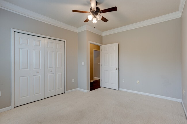 Building Photo - 1850 Cotillion Dr