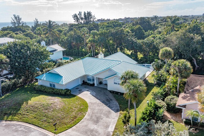 Primary Photo - 2225 Silver Sands Ct