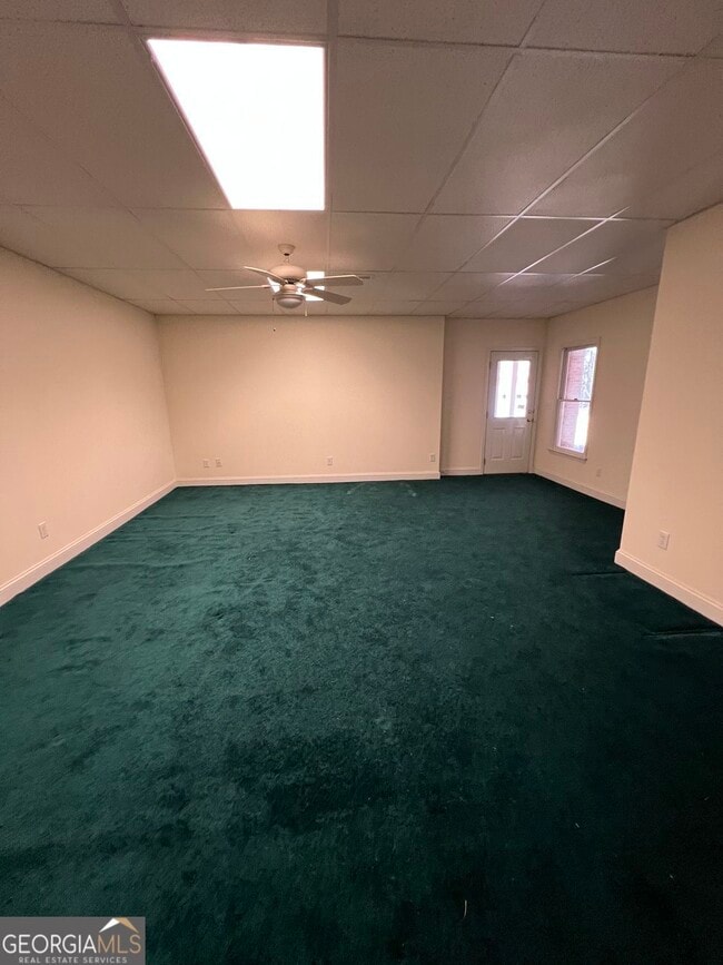 Building Photo - 678 Verney Dr