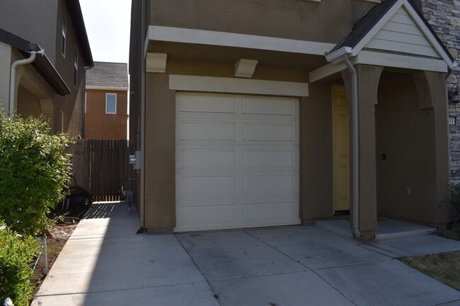Building Photo - 4231 Berryesa Ave