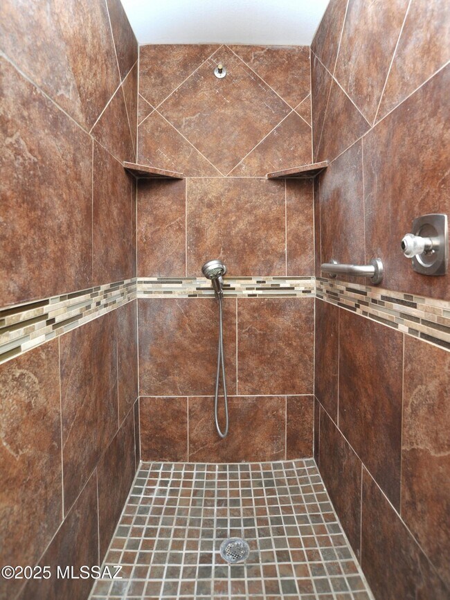 Building Photo - 6515 N Burro Creek Pl