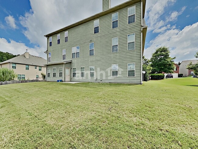 Building Photo - 731 Langley Farms Dr