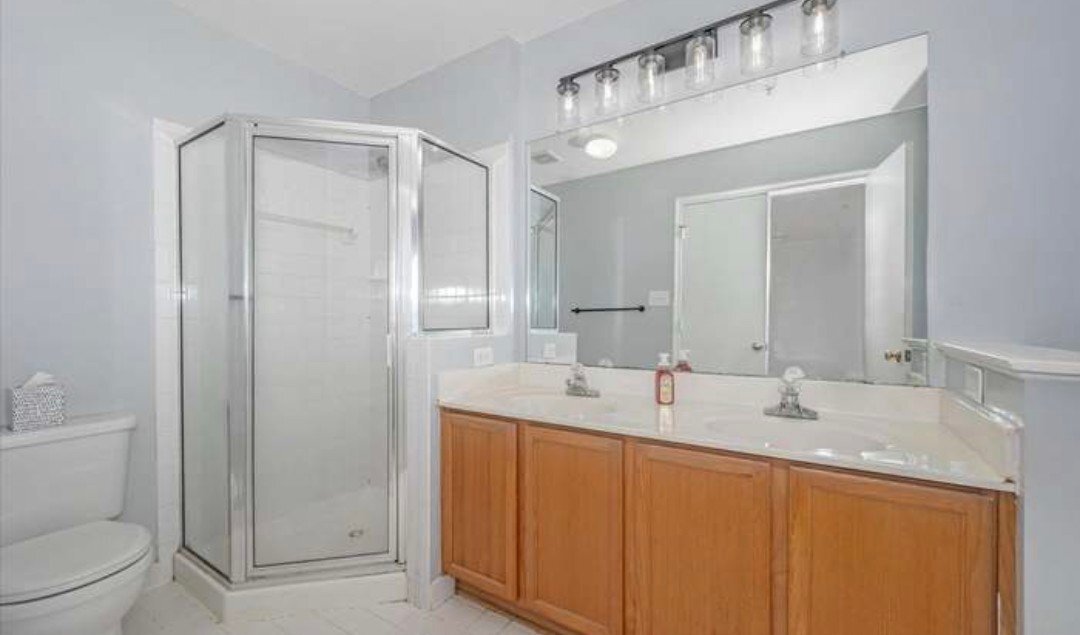 Building Photo - 4946 Whitney Terrace
